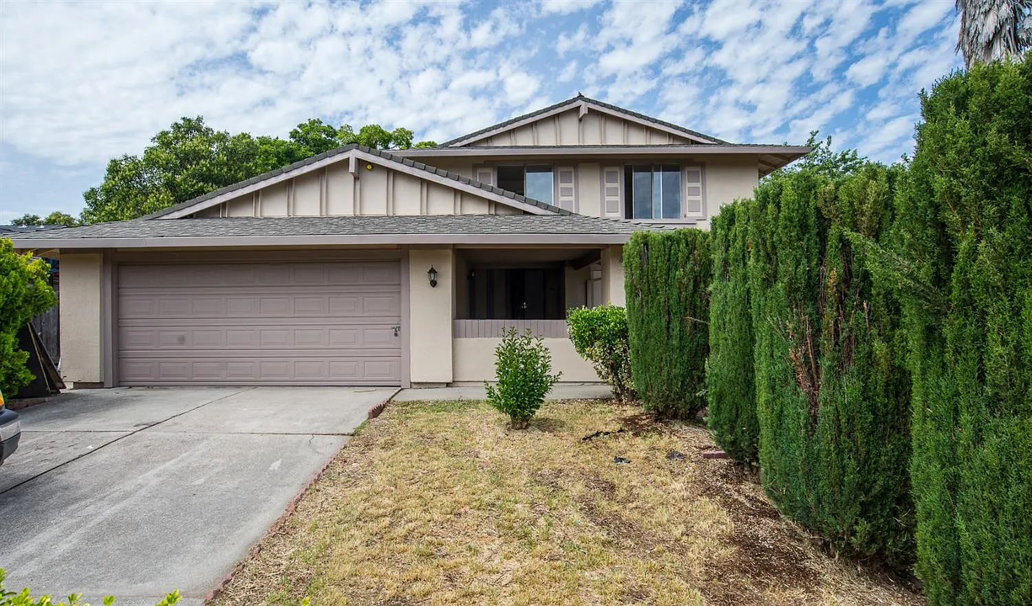 4015 Shining Star Dr photo 1