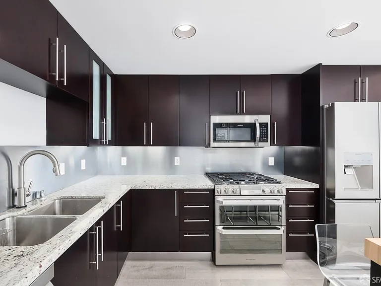200 Brannan St #405 — Photo 7
