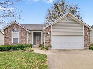1211 NW Long Dr, Grain Valley, MO 64029