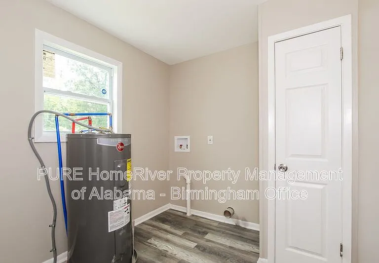 208 22nd St SW — Photo 13