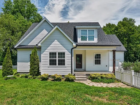 105 Shiloh Ln, Smithville, TN 37166