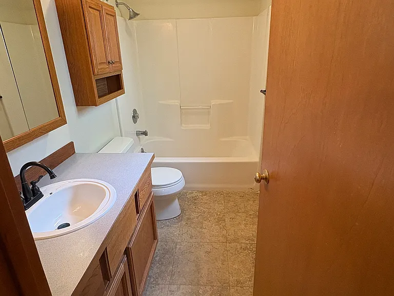 Master bathroom.