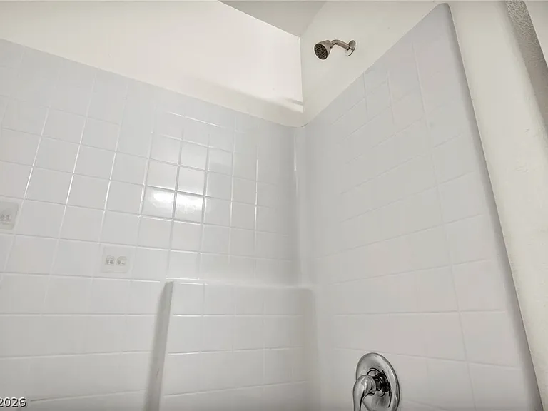 2645 Wimbledon White Ct — Photo 39