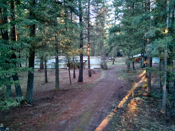 1625 Crossport Rd, Bonners Ferry, ID 83805