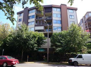 5423 47th Ave SW #F-2, Seattle, WA 98136