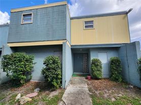 719 SW 75th St