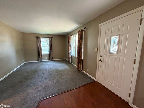 3rd image of 608 8th St S