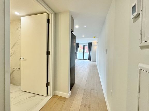 4th image of 136-80 41st Ave #4D