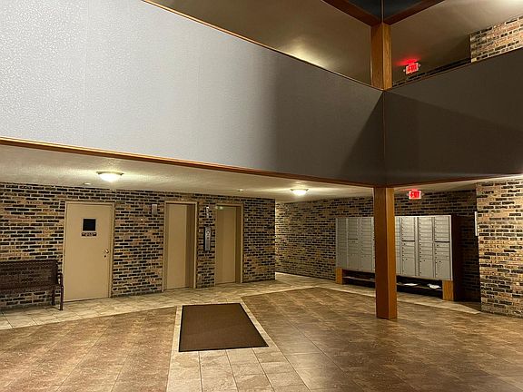 3rd image of 8923 Knight Ave APT 309