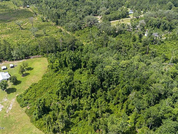 3rd image of 295 NW WHITEWATER Glen