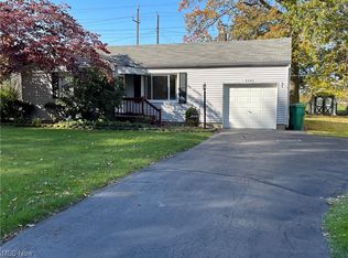 8342 Westmoor Rd, Mentor, OH 44060