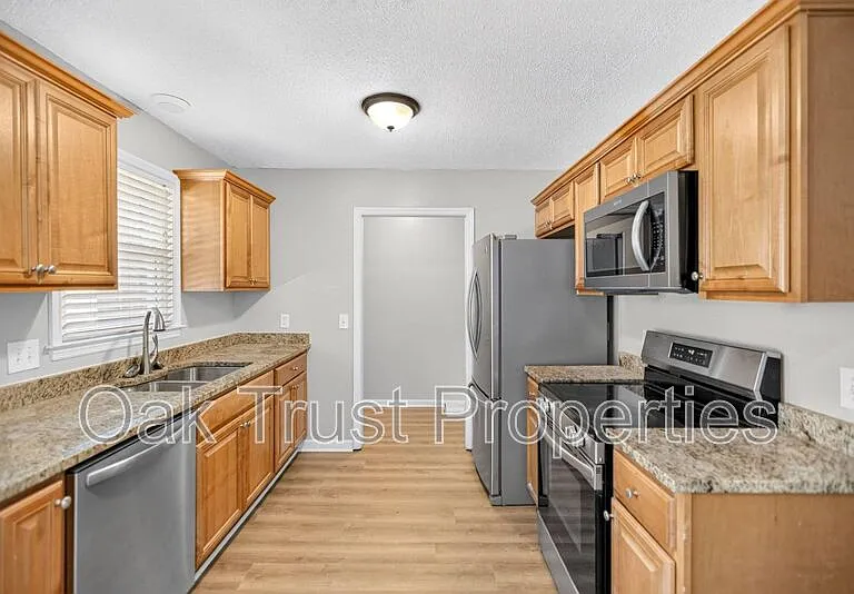 220 Cornell Dr — Photo 26