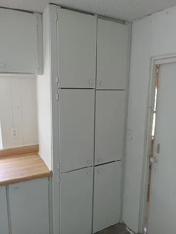8401 Valencia Ave — Photo 2