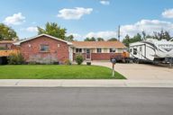 W 71st Ave-S2909-001.jpg