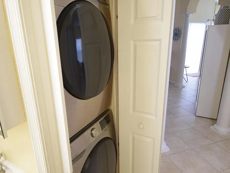 431 NW Cool Water Ct — Photo 15