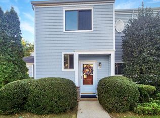 18 Dawn Ct, Tinton Falls, NJ 07724