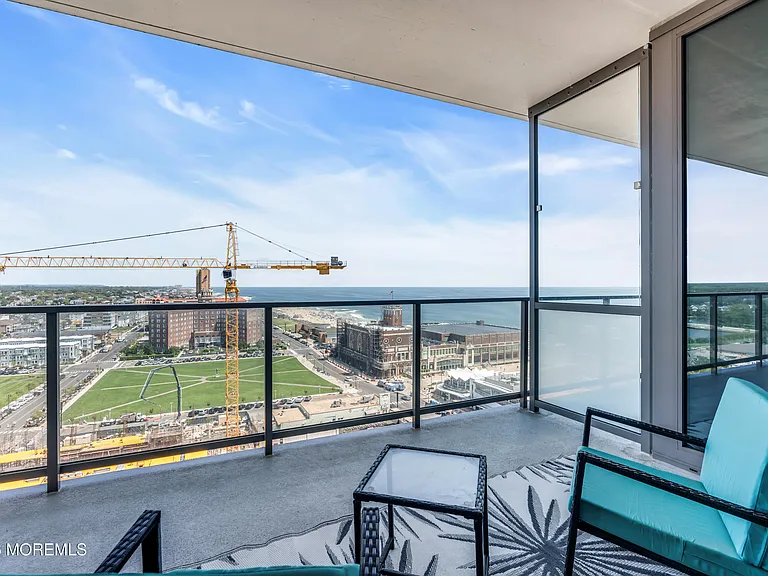 1101 Ocean Ave #1510 — Photo 35
