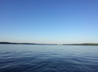 650 Lakeshore Dr N, Muscle Shoals, AL 35661