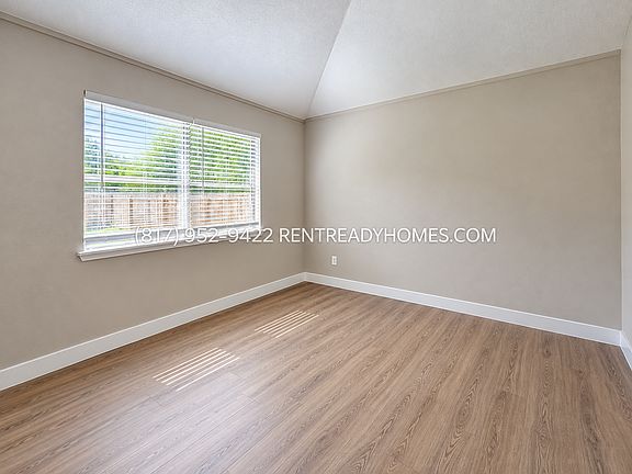 4th image of 6215 Foxleigh Rd