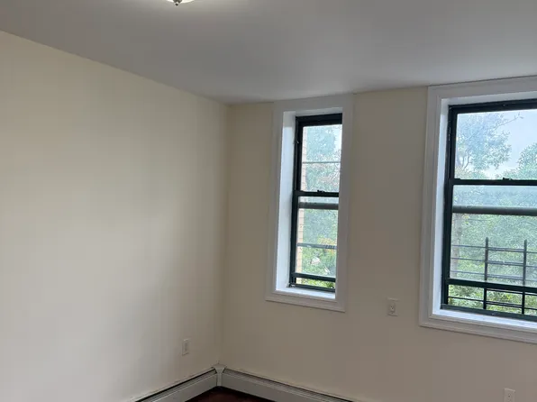 (undisclosed Address), Bronx, NY 10462