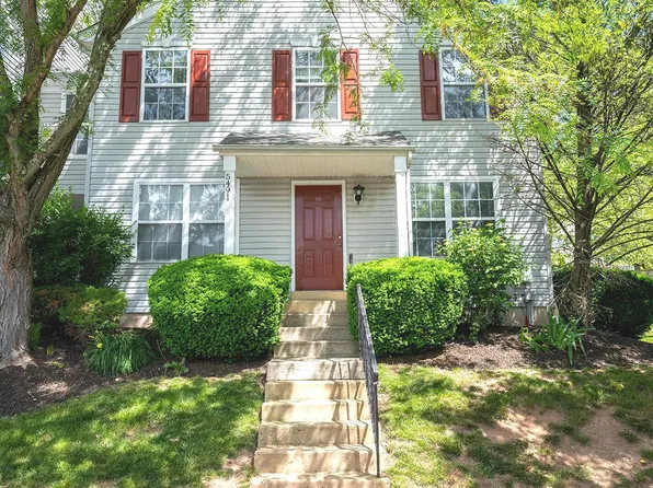 5491 Rinker Cir #310, Doylestown, PA 18902