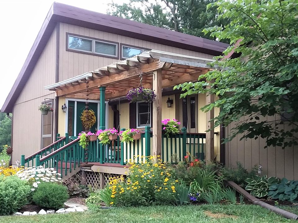 1st image of 20679 Roberts Dr