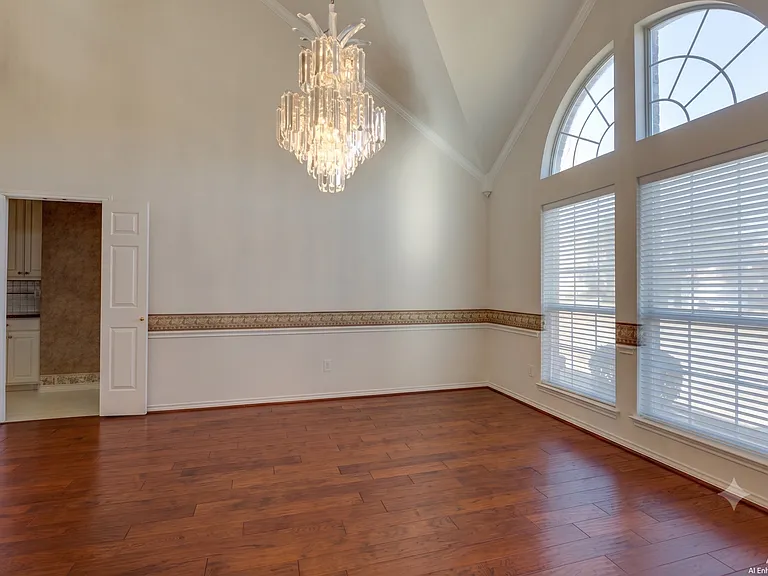 801 Steeps Ct — Photo 19