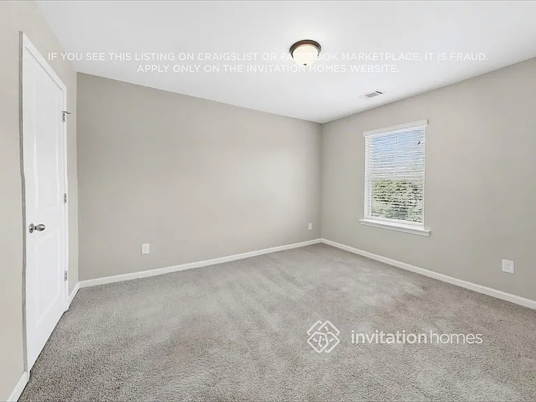 439 Village Broad St — Photo 15