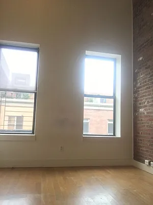 Rented by Loom Group | media 24