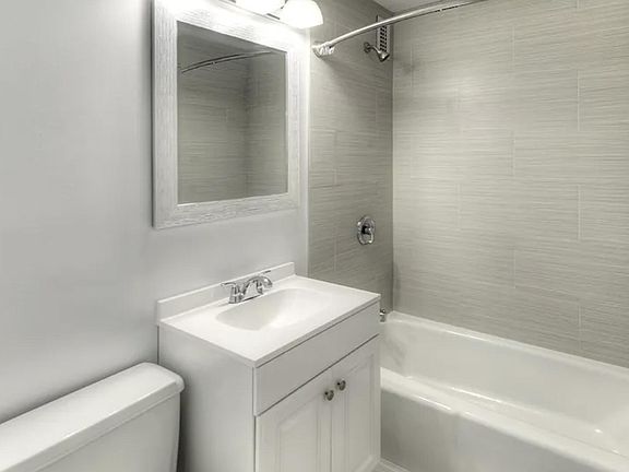 3rd image of 1111 S Wabash Ave APT 1208