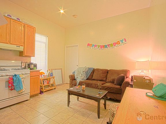 4th image of 1460 Clay St #9A