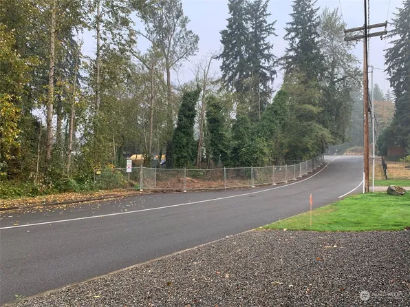 31205 8th Street SW, Federal Way, WA 98023