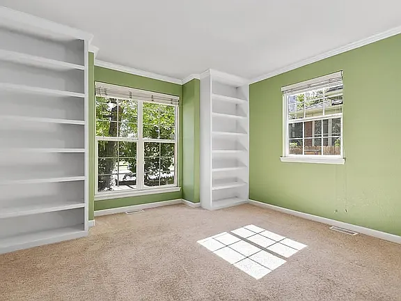 6 bed, 3449 sqft, $6,250 — Photo 3