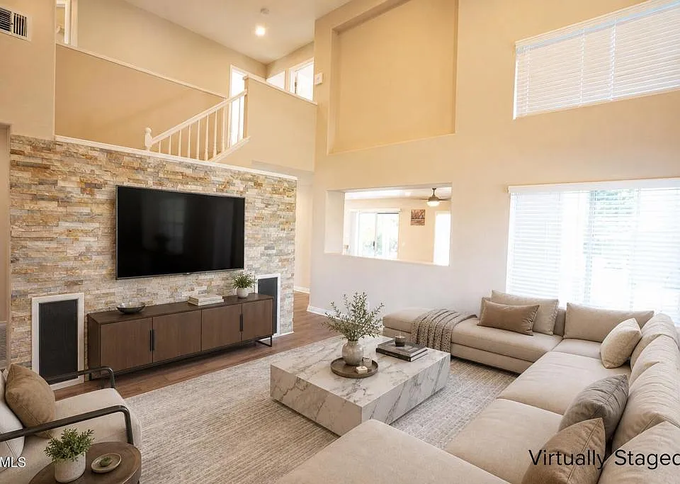 401 Hermosa Way