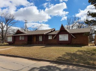 800 Fontana Ln, Del City, OK 73115