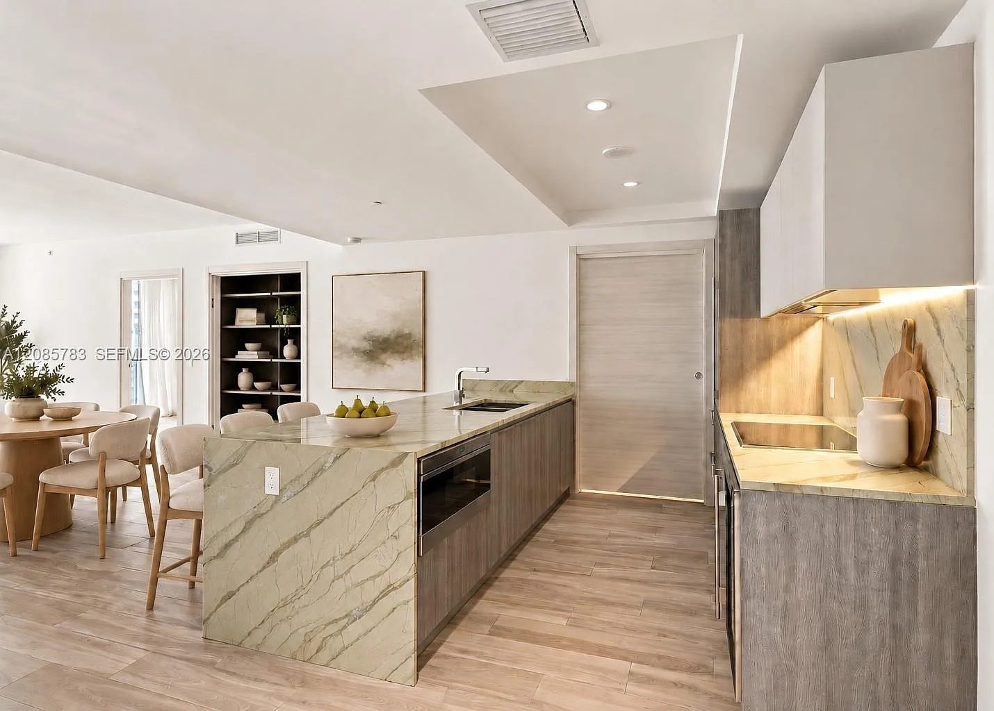 801 Sma Residences Condo — Photo 4