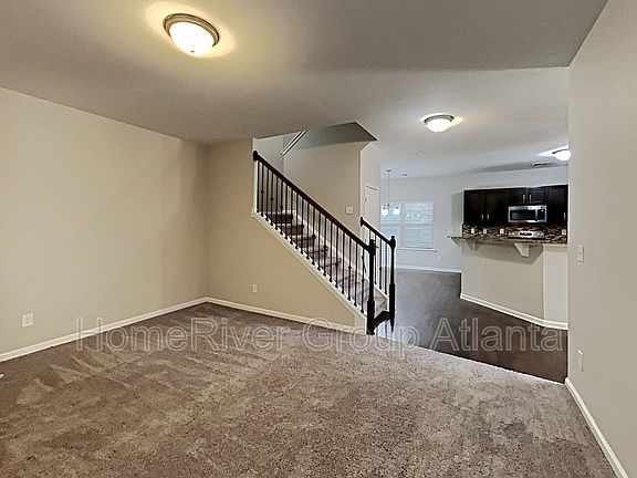 3rd image of 724 Galveston Way