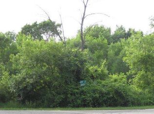 11466 Lakeshore Dr, Pleasant Prairie, WI 53158