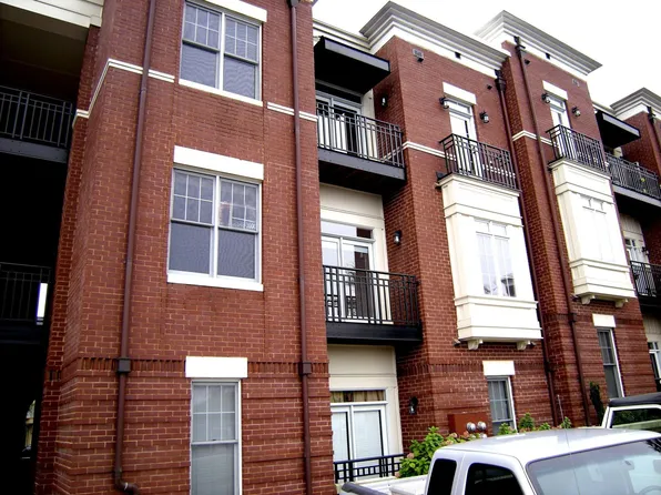741 Garden District Dr, Charlotte, NC 28202