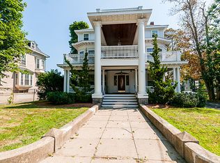 271 Lafayette St #2, Salem, MA 01970