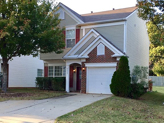 2nd image of 3429 Laurenhurst Ln