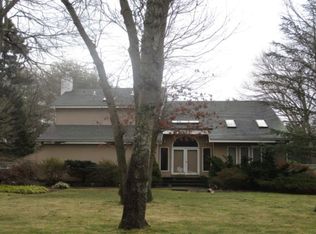 104 Bedell Pl, Melville, NY 11747