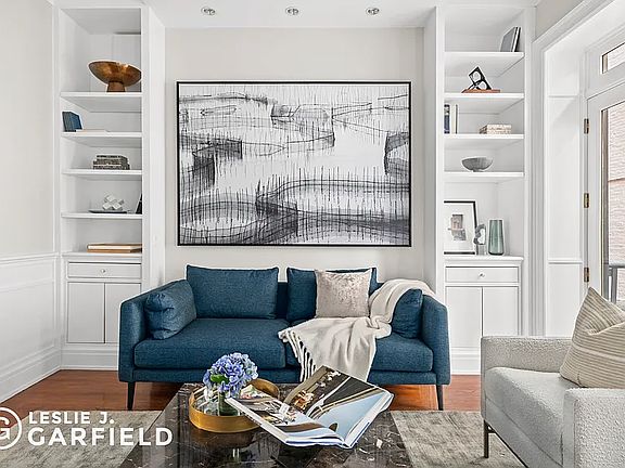 4th image of 1346 Lexington Ave