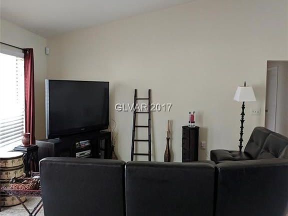 2nd image of 8504 Lynhurst Dr