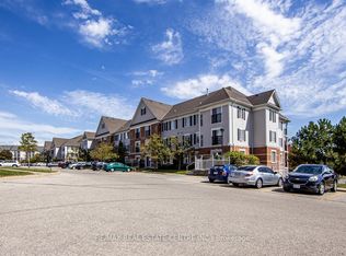 106 Aspen Springs Dr #207, Clarington, ON L1C5N7