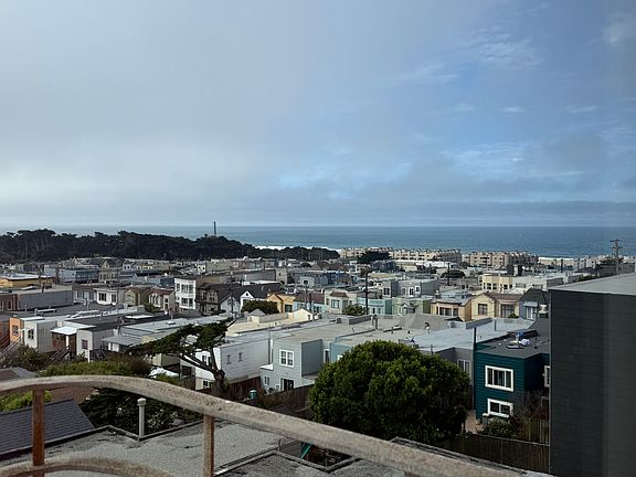 2nd image of 4301 Balboa St APT 301