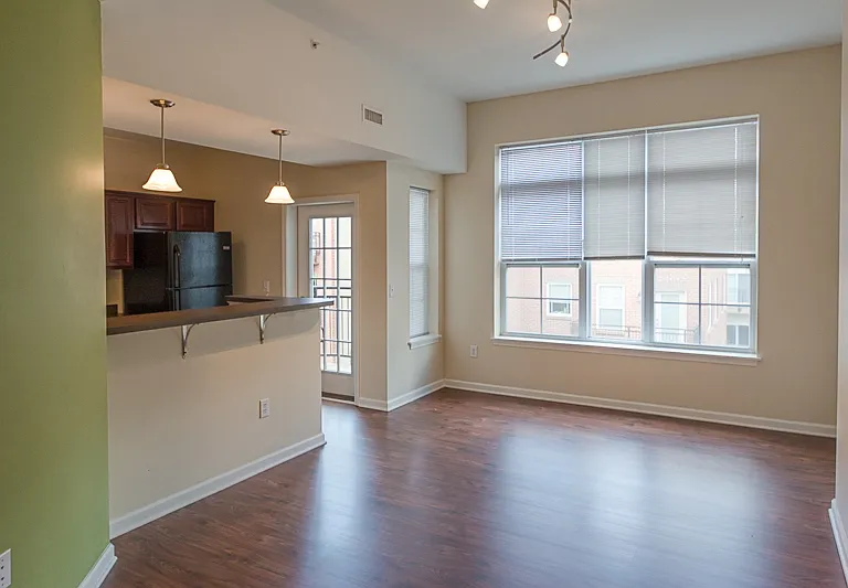 Morton Mansions Apartments — Photo 53