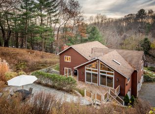 37 Valley Rd, Southborough, MA 01772