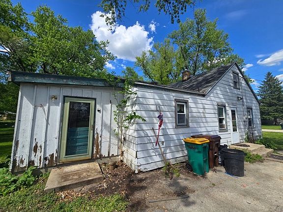 2nd image of 305 Garver Ave