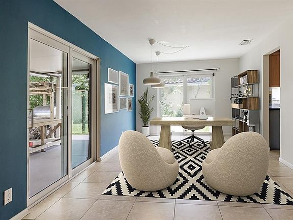 4th image of 2945 Begonia Way